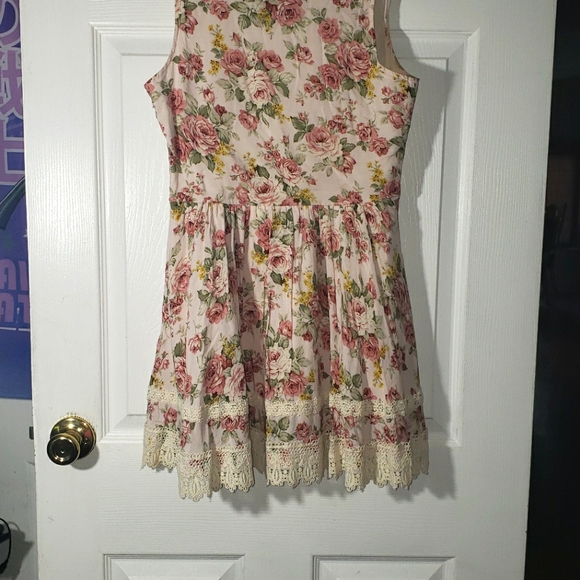Gorgeous Liz Lisa floral kawaii summer dress - Picture 3 of 3